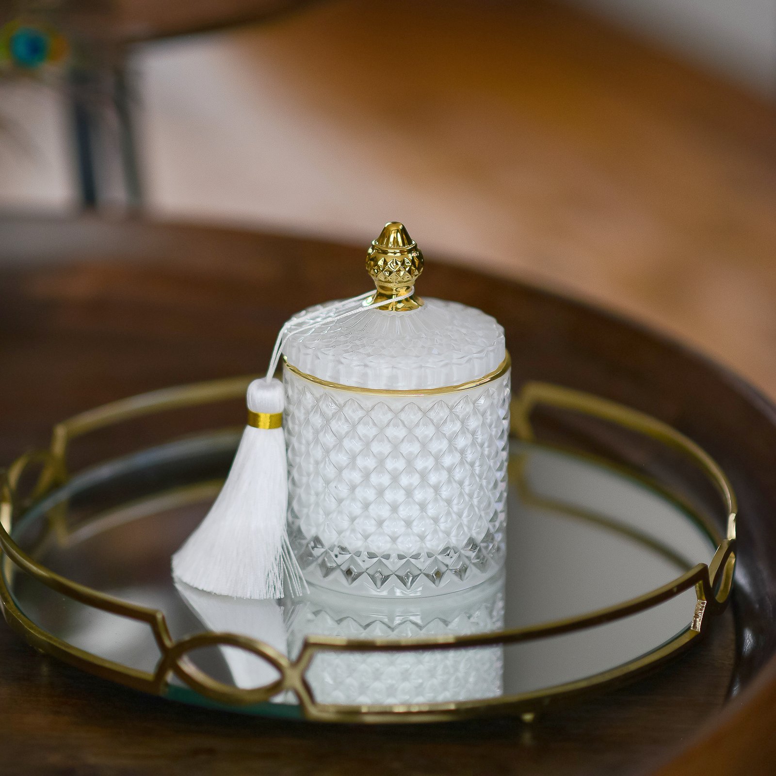 Prabangi kvapnioji žvakė „Royal“, L dydis (balta, auksas)_Pagrindinė nuotrauką